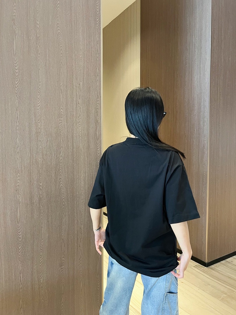 Balenciaga Diamond Short Sleeve (Black) - Image 18