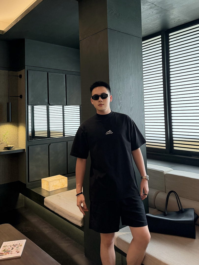 Balenciaga Stitching T (Black) - Image 13