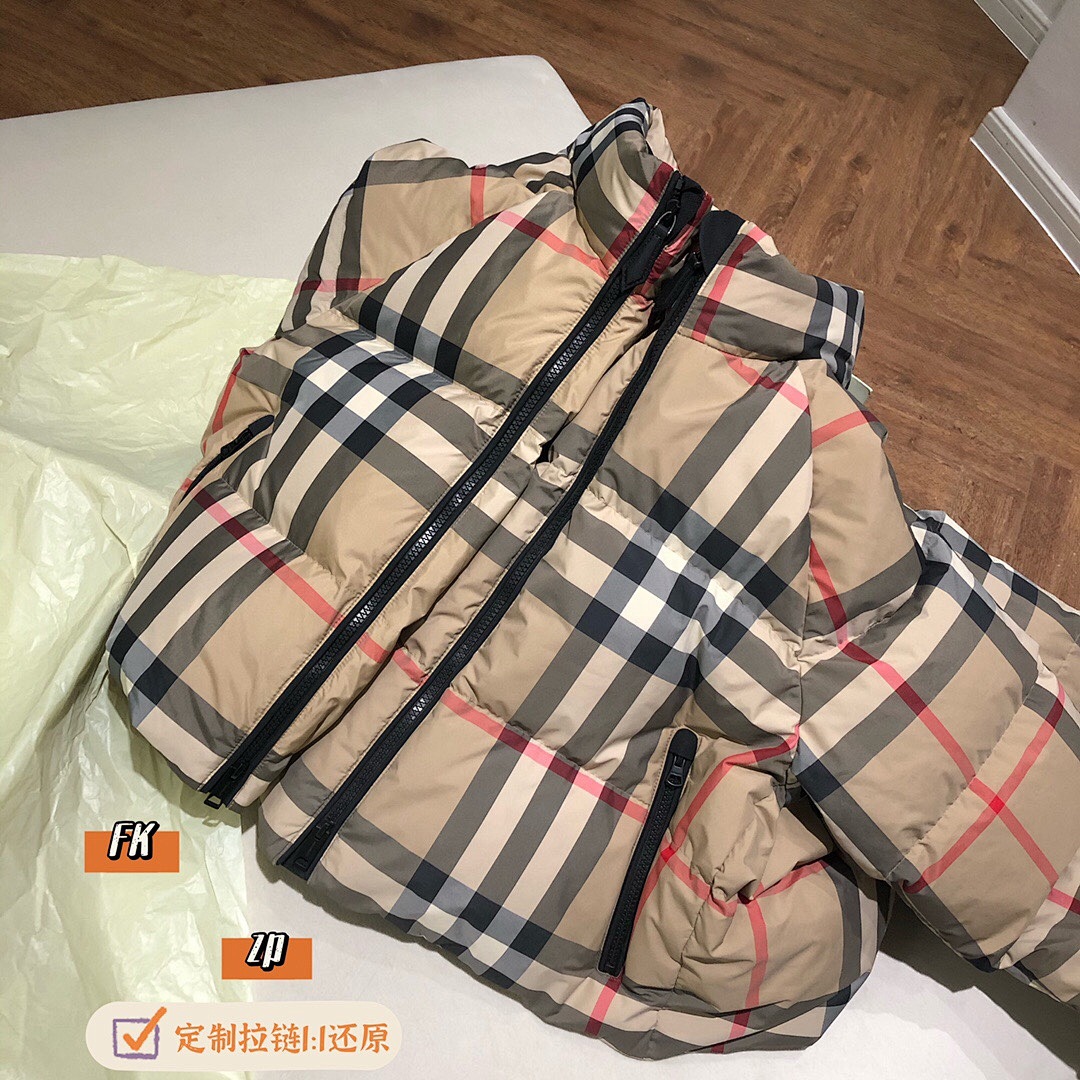 Burberry Plaid Print Short Velvet (Women) - Image 6