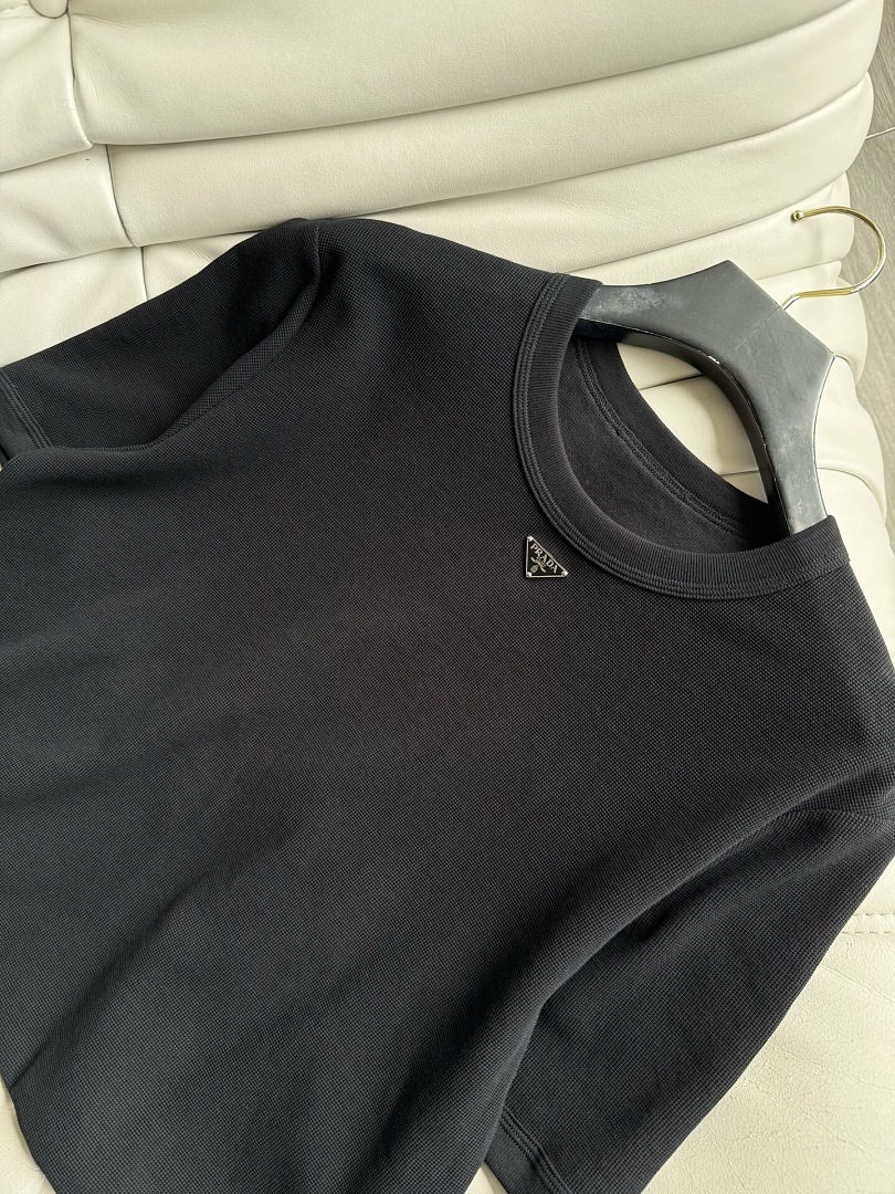 Unbranded Triangle Knitted Threaded Edge T-Shirt - Image 6