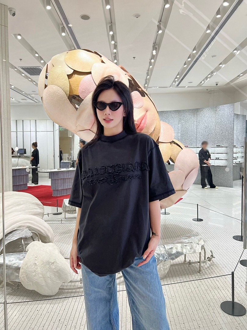 Balenciaga Canvas Short Sleeve - Image 16