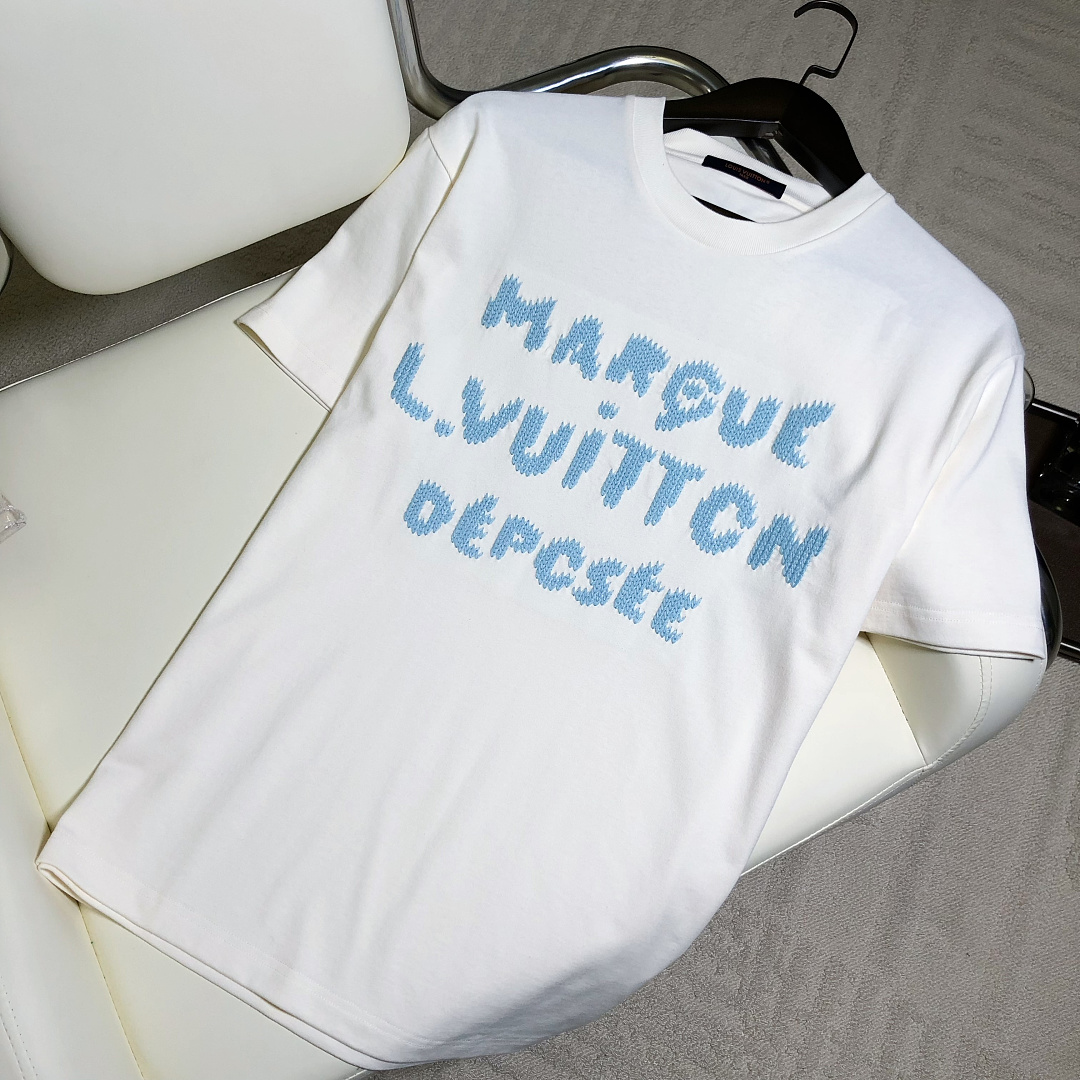 Unbranded Fleece Embroidered T (White) - Image 3