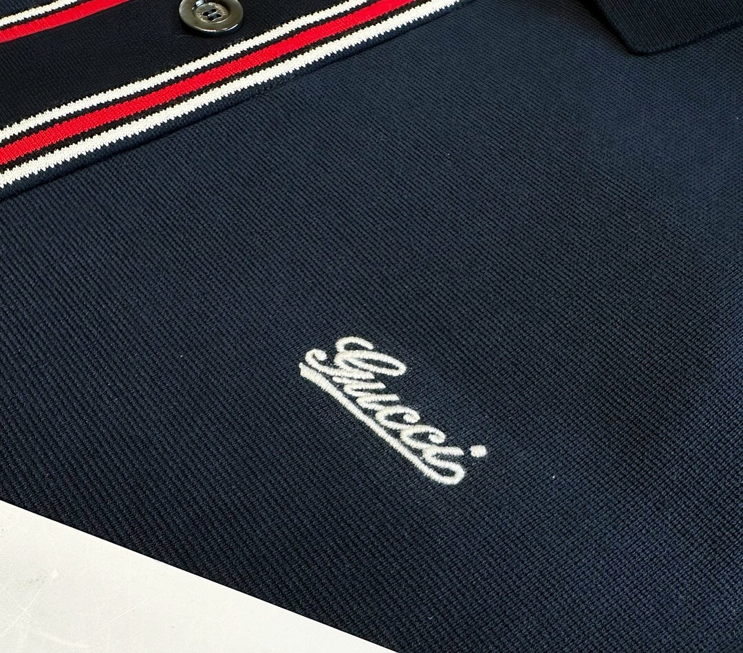 Gucci Red Striped Strap - Image 9