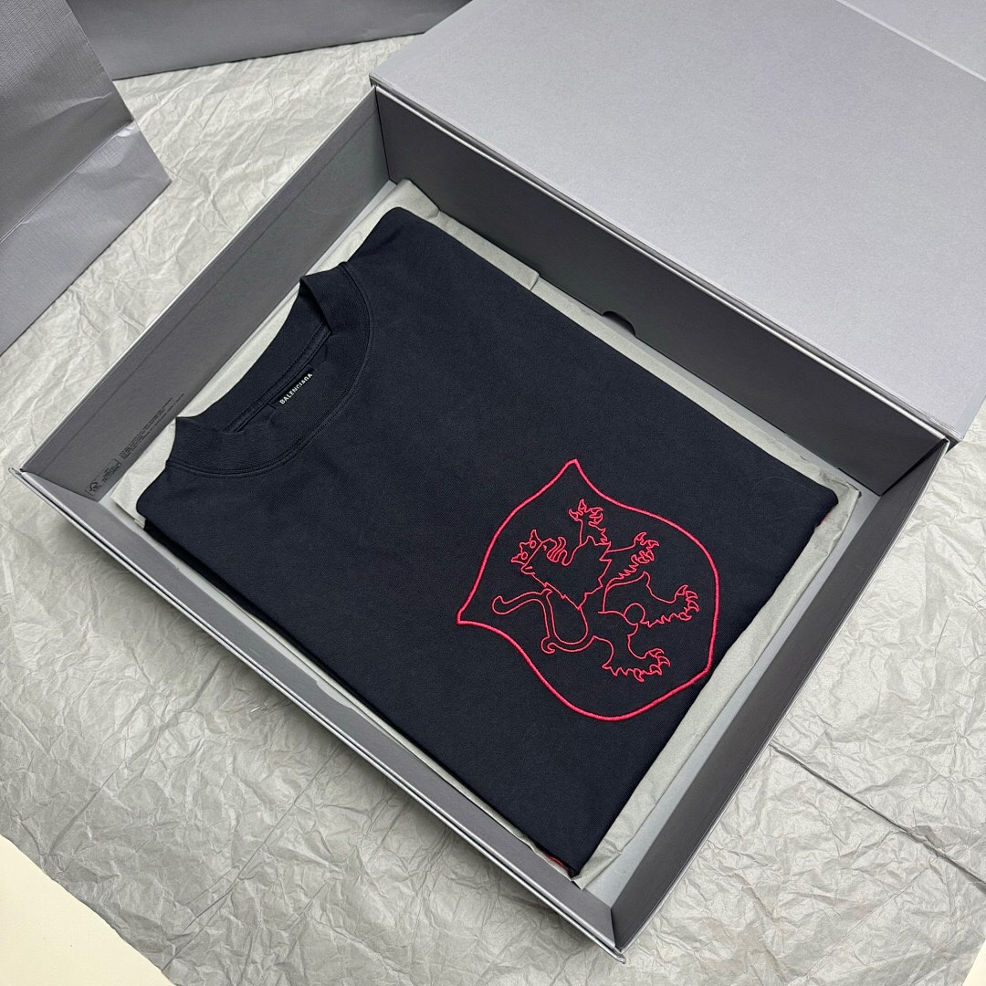 Balenciaga Embroidered Short Sleeve - Image 13