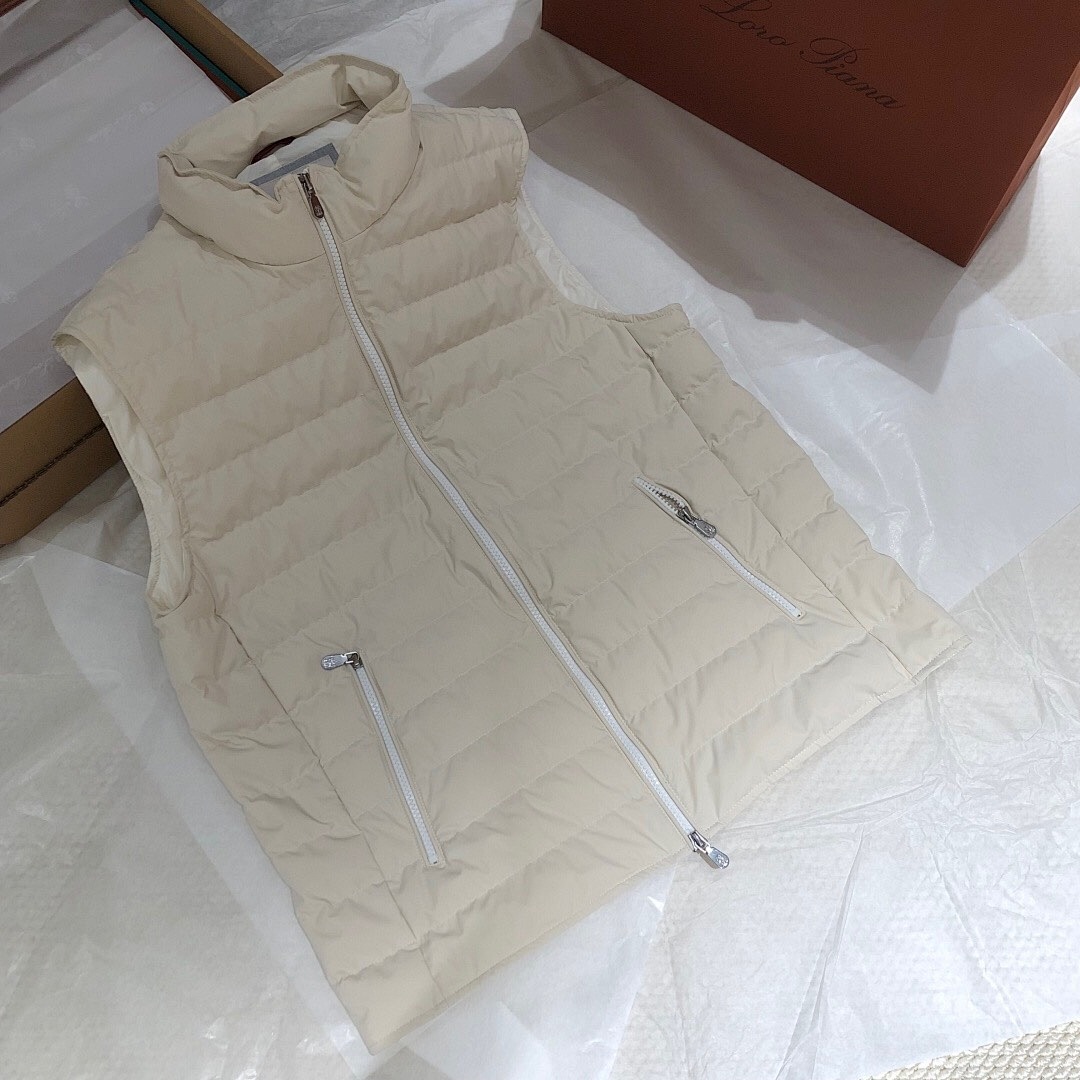 Unbranded Velvet Vest (White)