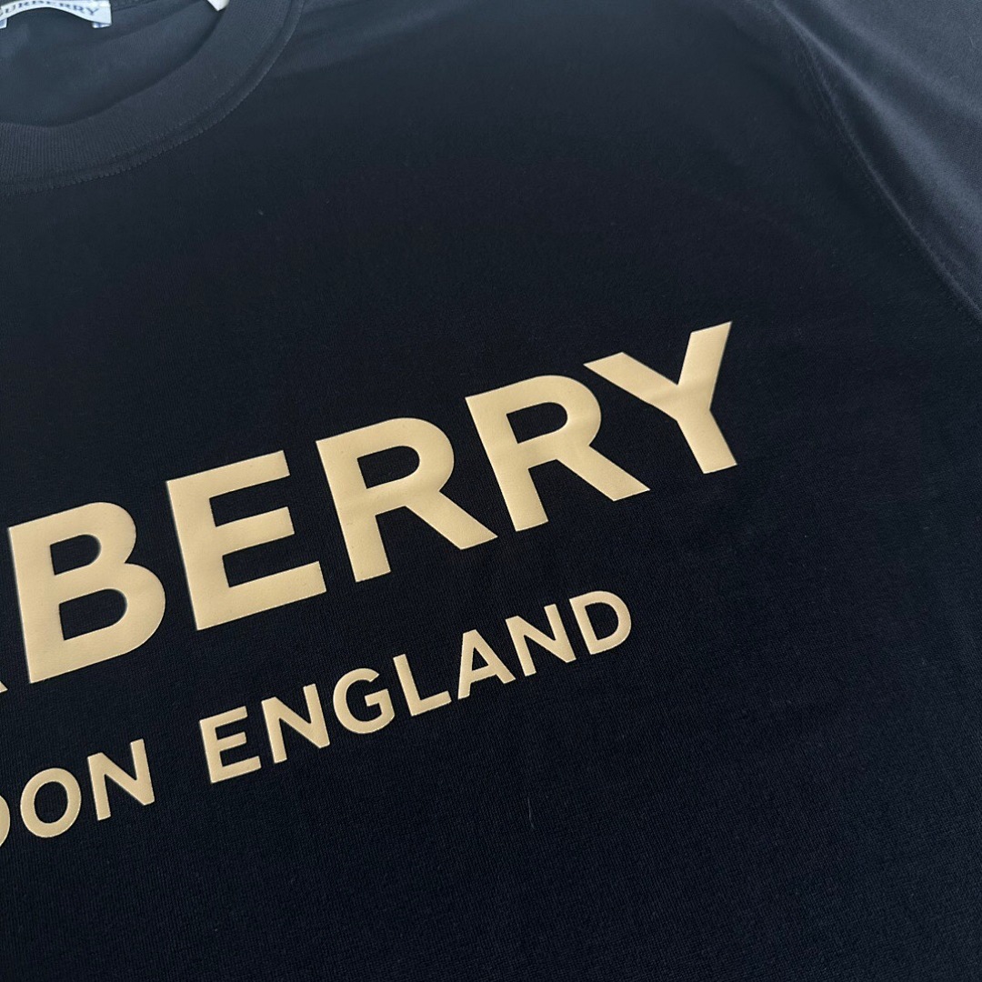 Burberry BU Gold Print T - Image 7