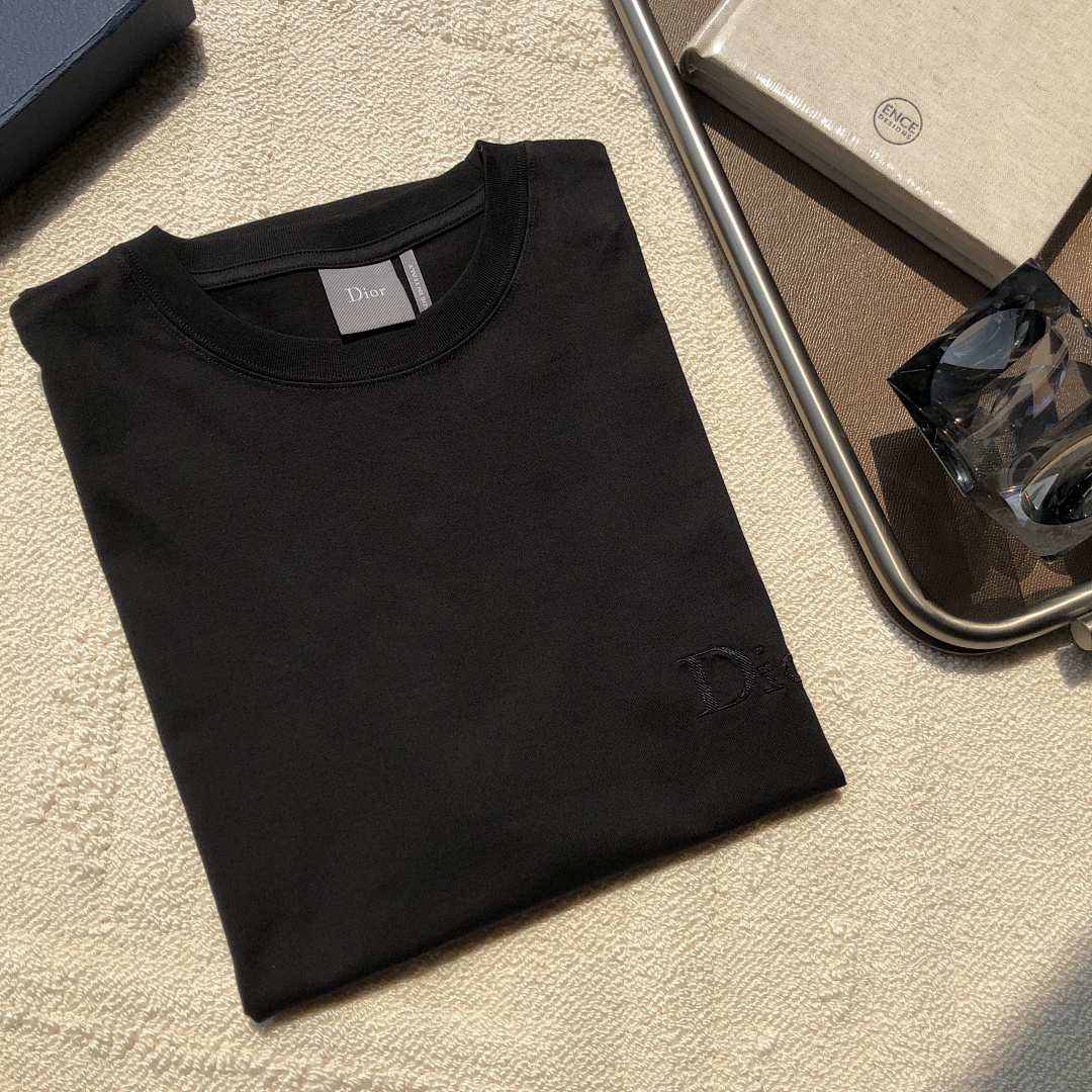 Unbranded DR Embroidered T (Black) - Image 8