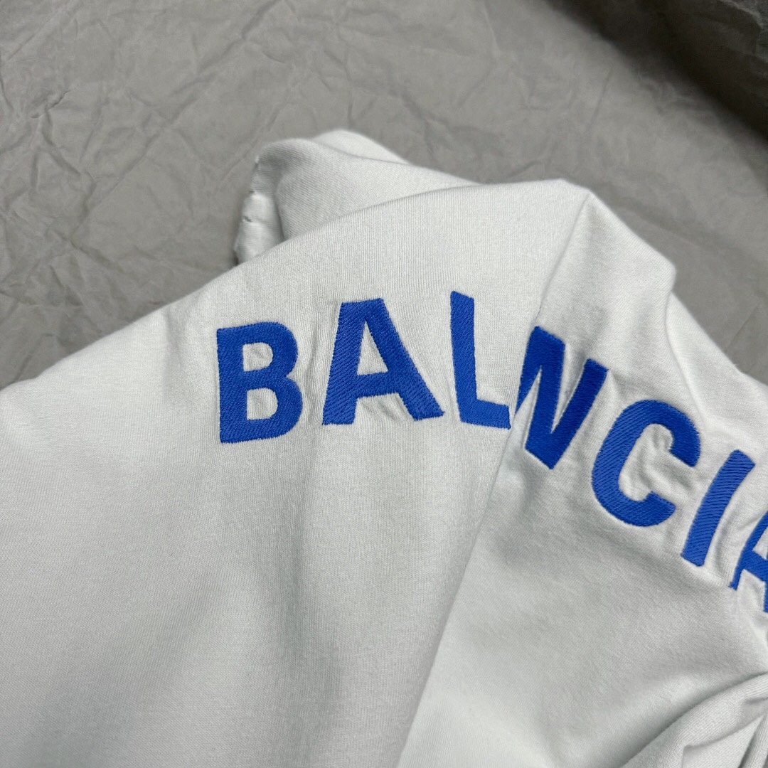 Balenciaga Sleeve T - Image 11