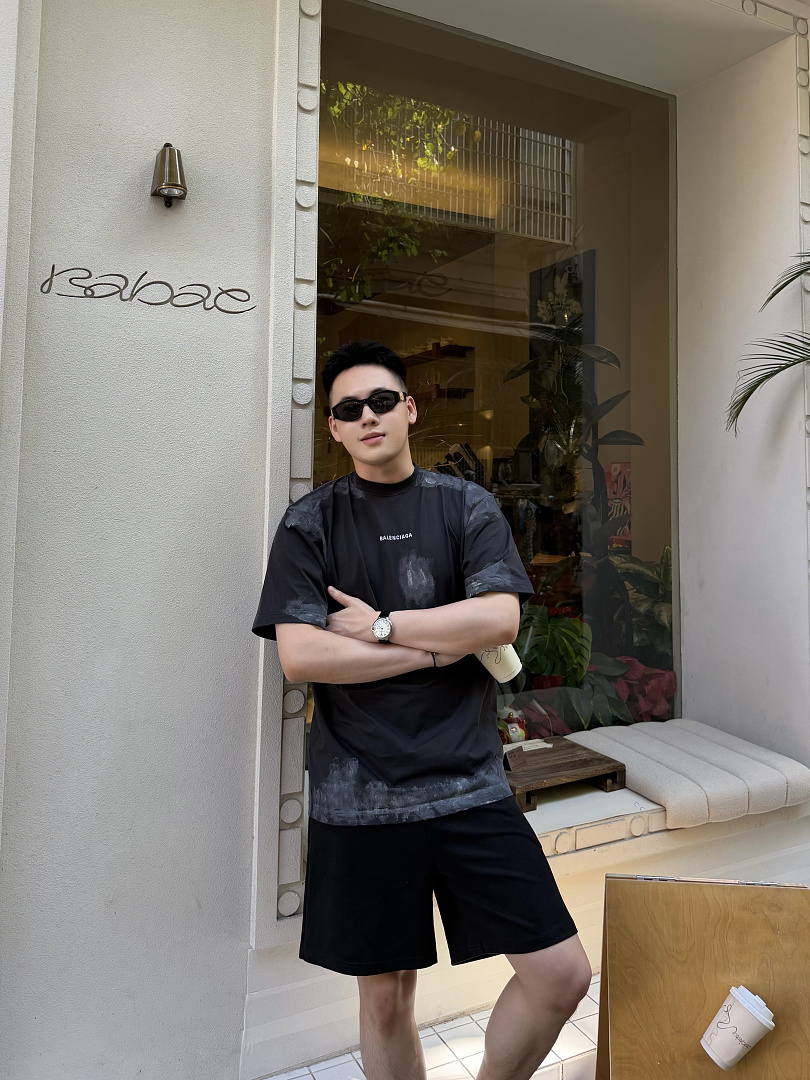 Balenciaga Embroidered Short Sleeve - Image 15