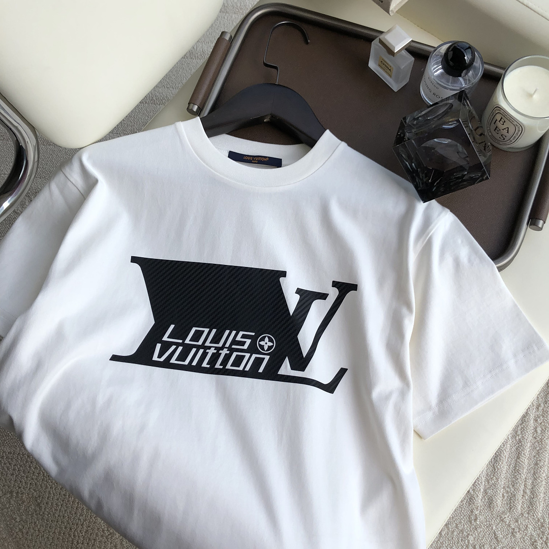 Unbranded V Label Short Sleeve - Image 4