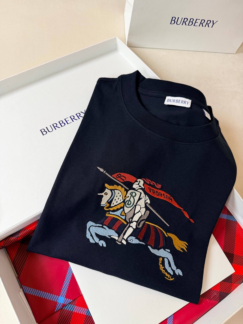 Burberry Color Embroidered T (Black) - Image 7