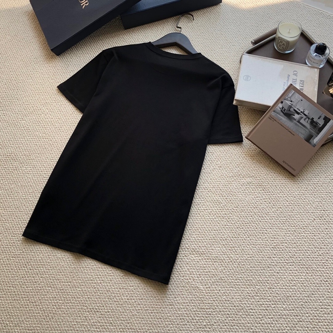 Unbranded CD Small Embroidered T (Black) - Image 6