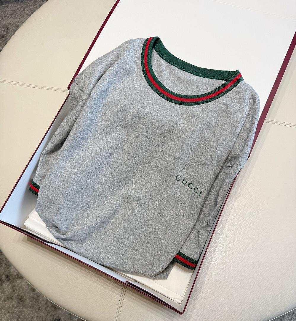 Gucci Grey Red Green Strap Short Sleeve - Image 11