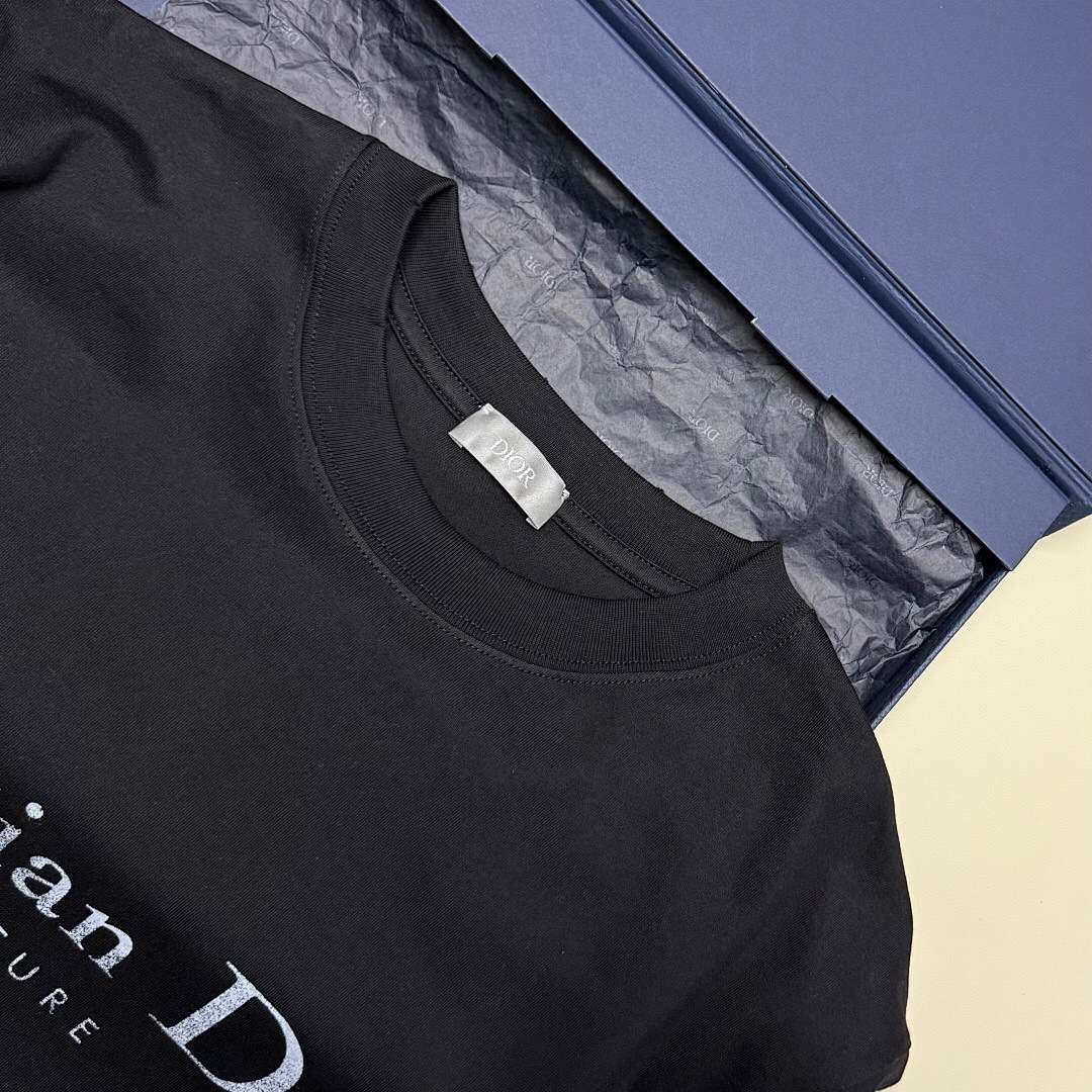 Unbranded Print T (Black) - Image 8