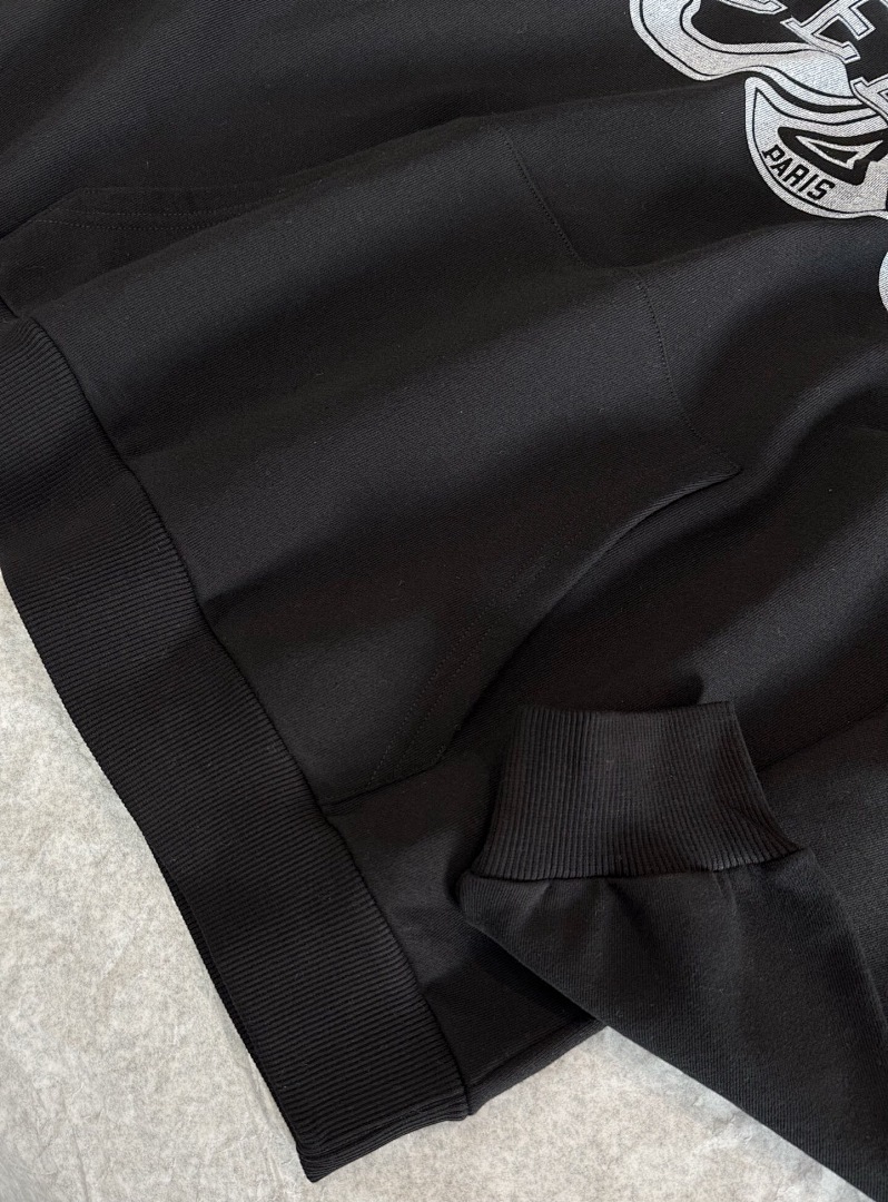 Celine Black - Image 12