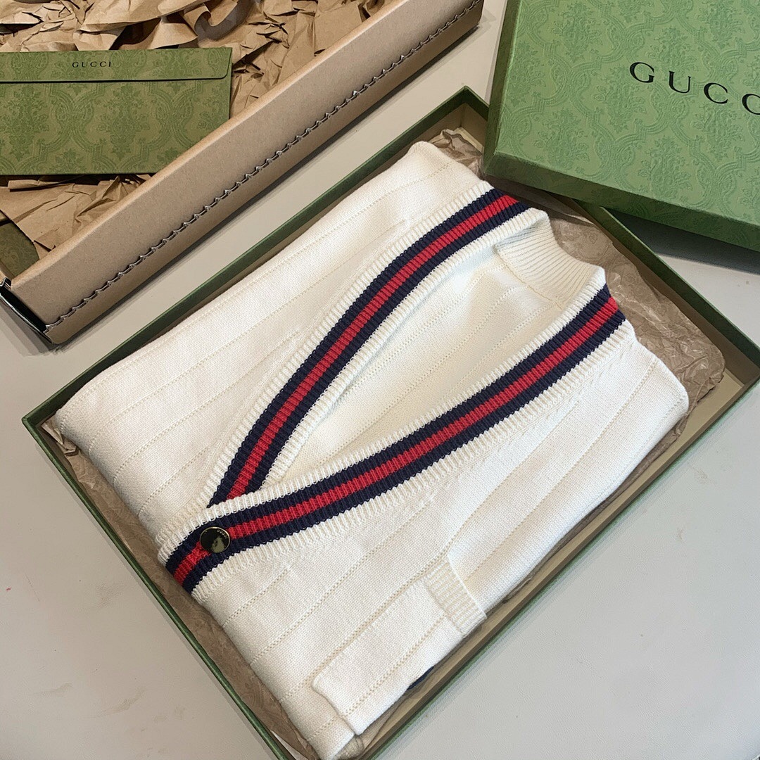 Gucci V Collar Apricot - Image 10