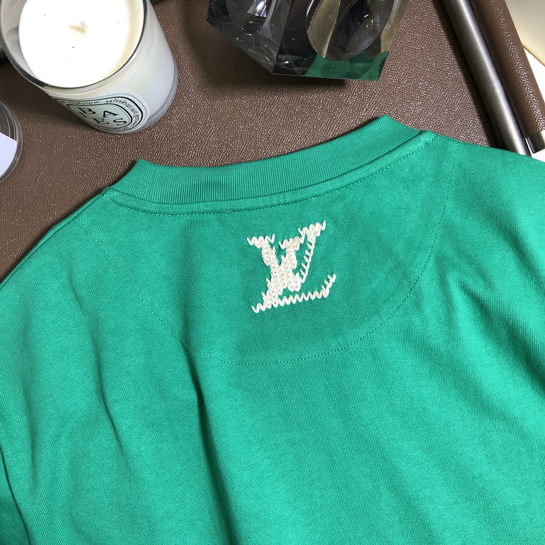 Unbranded Fleece Embroidered T (Green) - Image 10