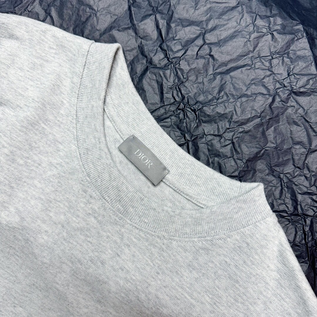 Unbranded CD Short Sleeve Floral (Grey) - Image 6