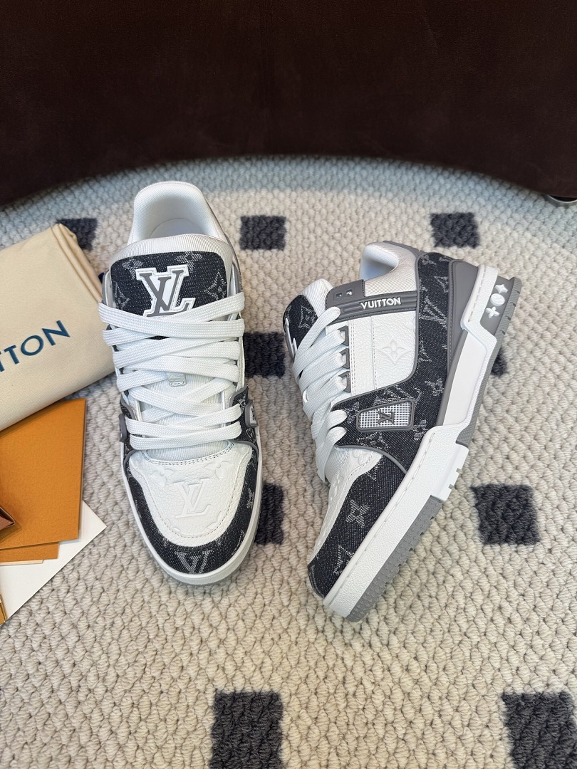 Unbranded Trainer - Image 3