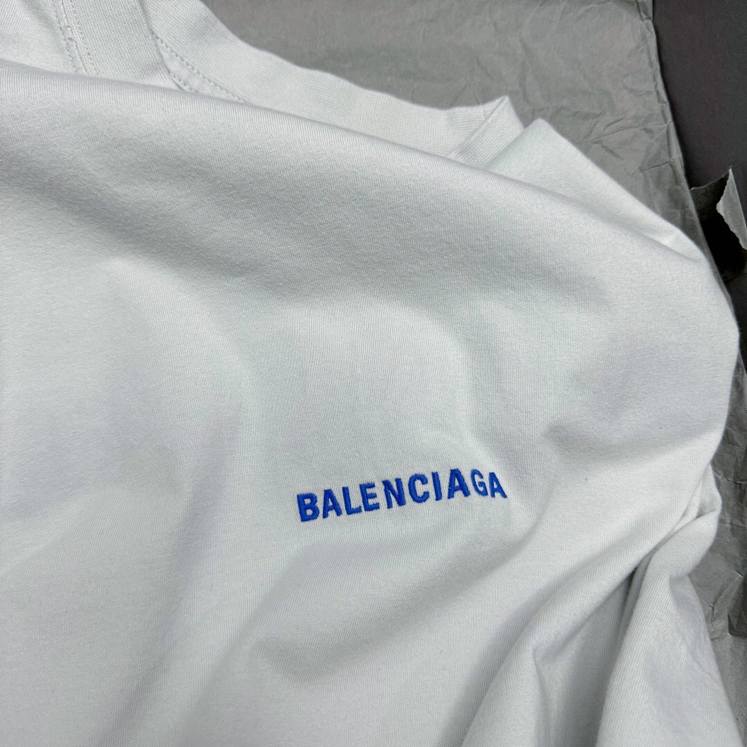 Balenciaga Sleeve T - Image 12