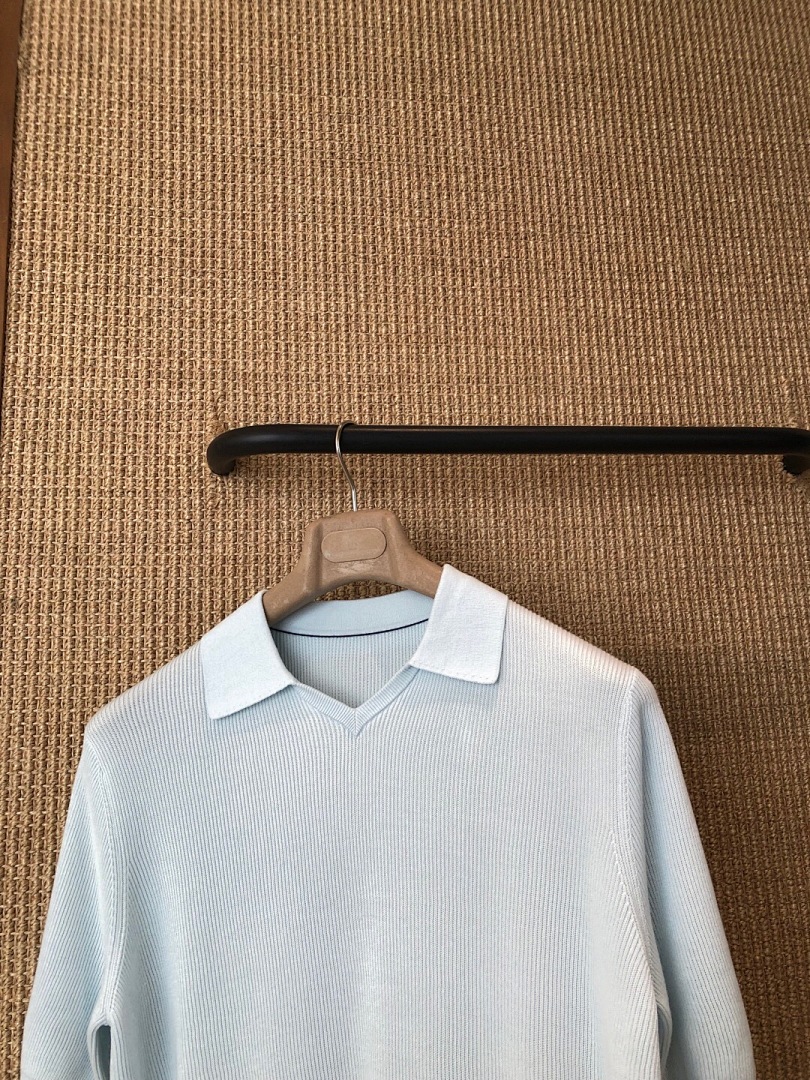 Ralph Lauren Small V Collar Polo - Image 9