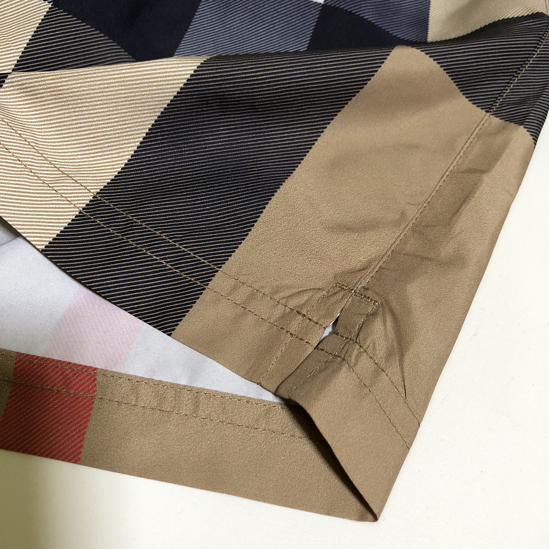 Burberry Striped Short - Image 8