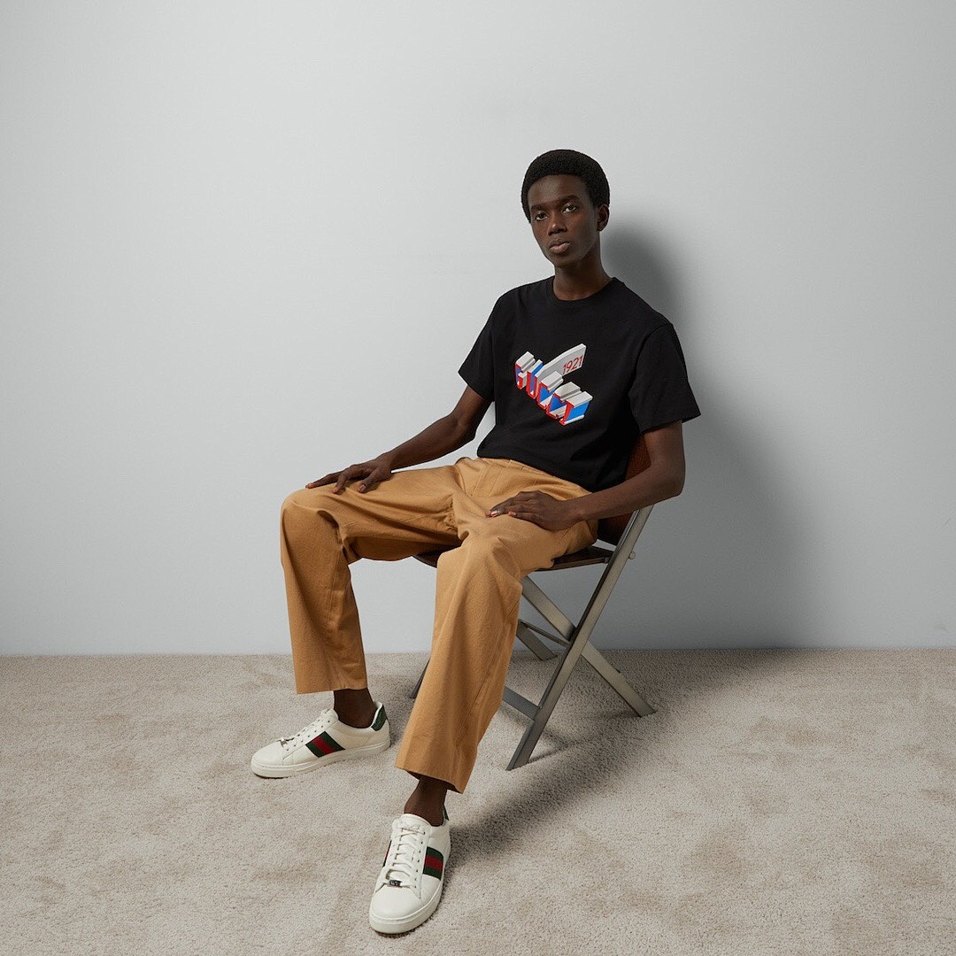 Gucci G Print Short Sleeve - Image 11