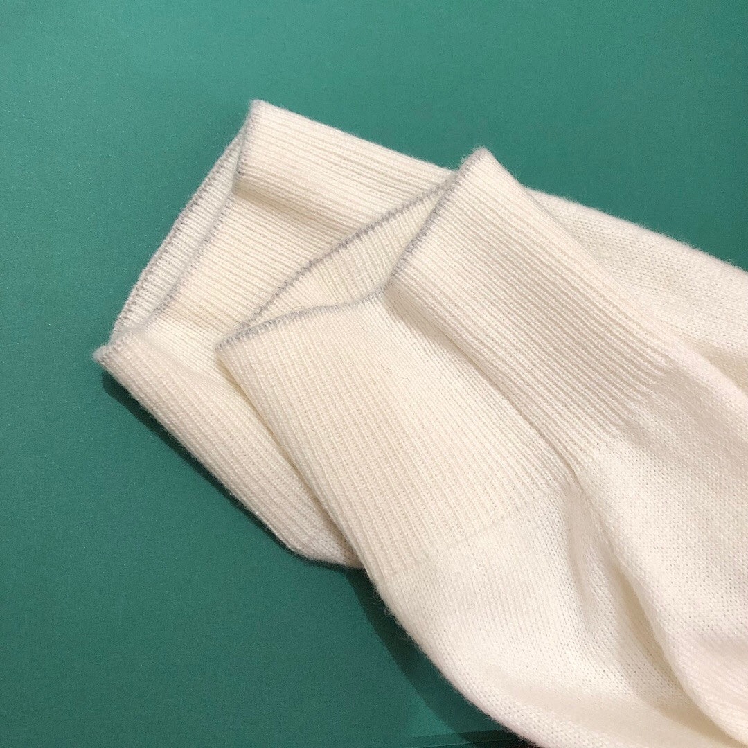 Unbranded Mountain Velvet Half Fleece (White) - Image 6