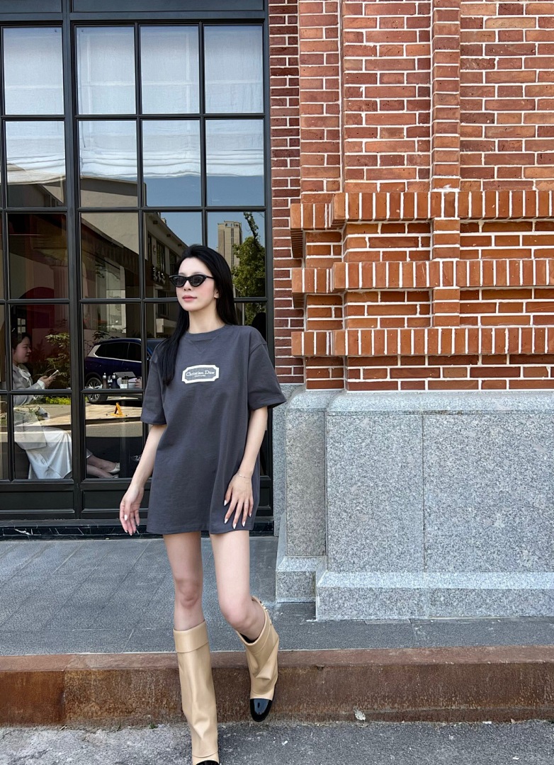 Unbranded CD Embroidered Short Sleeve - Image 16