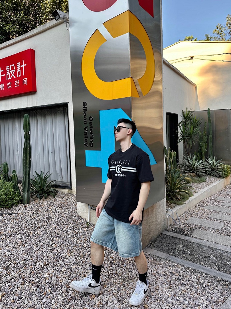 Gucci 1921 Black T - Image 19