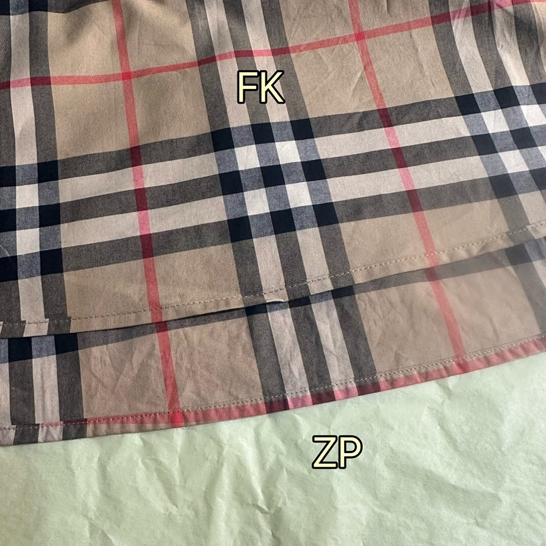 Burberry Short Sleeve - Image 12