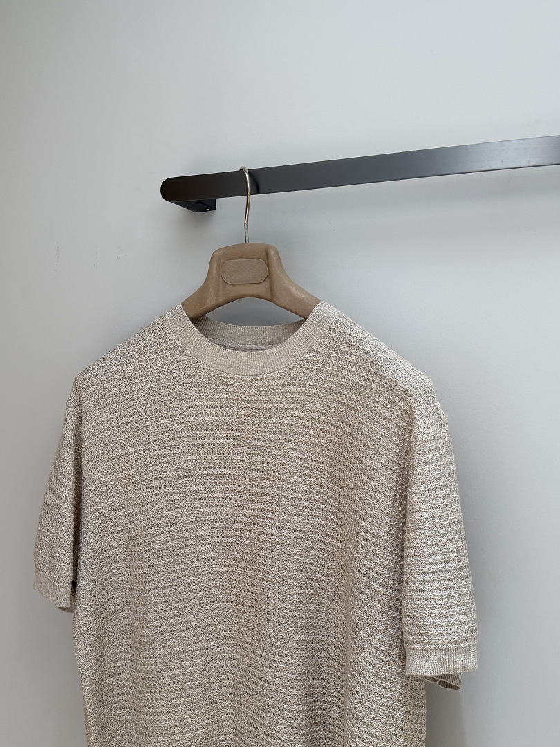 Unbranded T - Image 5
