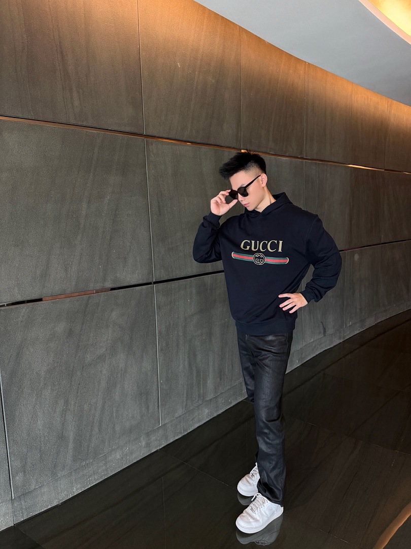Gucci Classic Interlocking Double G Printed Hoodie - Image 14
