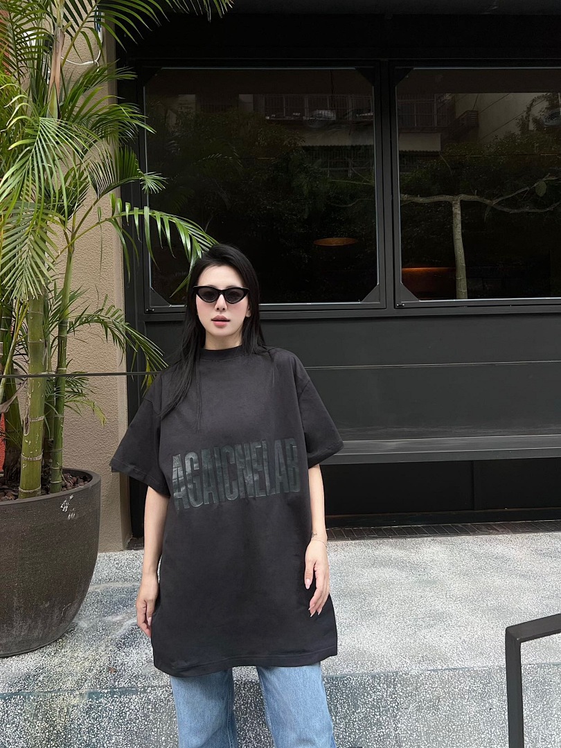 Balenciaga Reverse Print Short Sleeve - Image 16