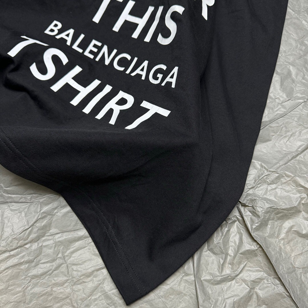 Balenciaga Print Short Sleeve - Image 8