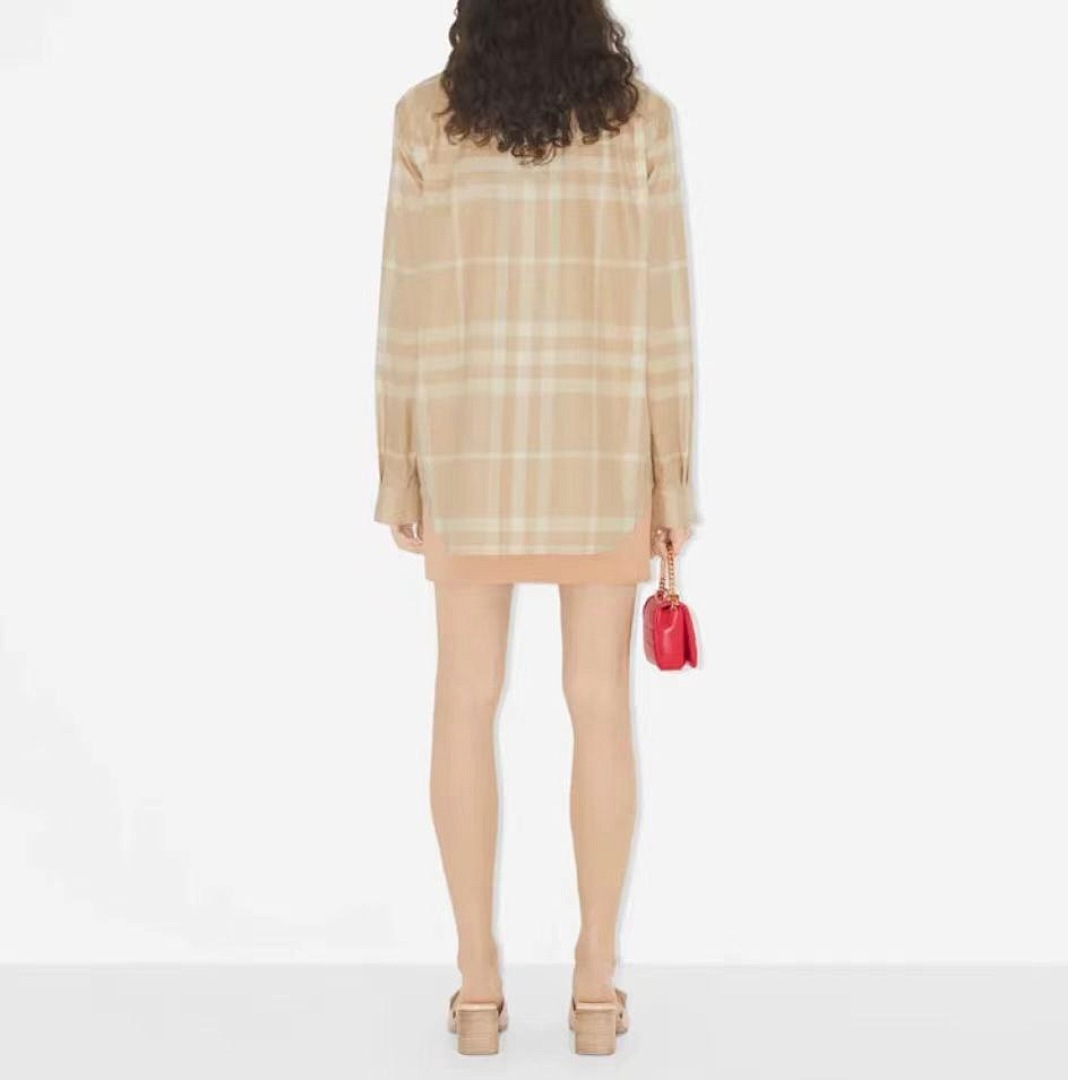 Burberry BR Long Sleeve - Image 11