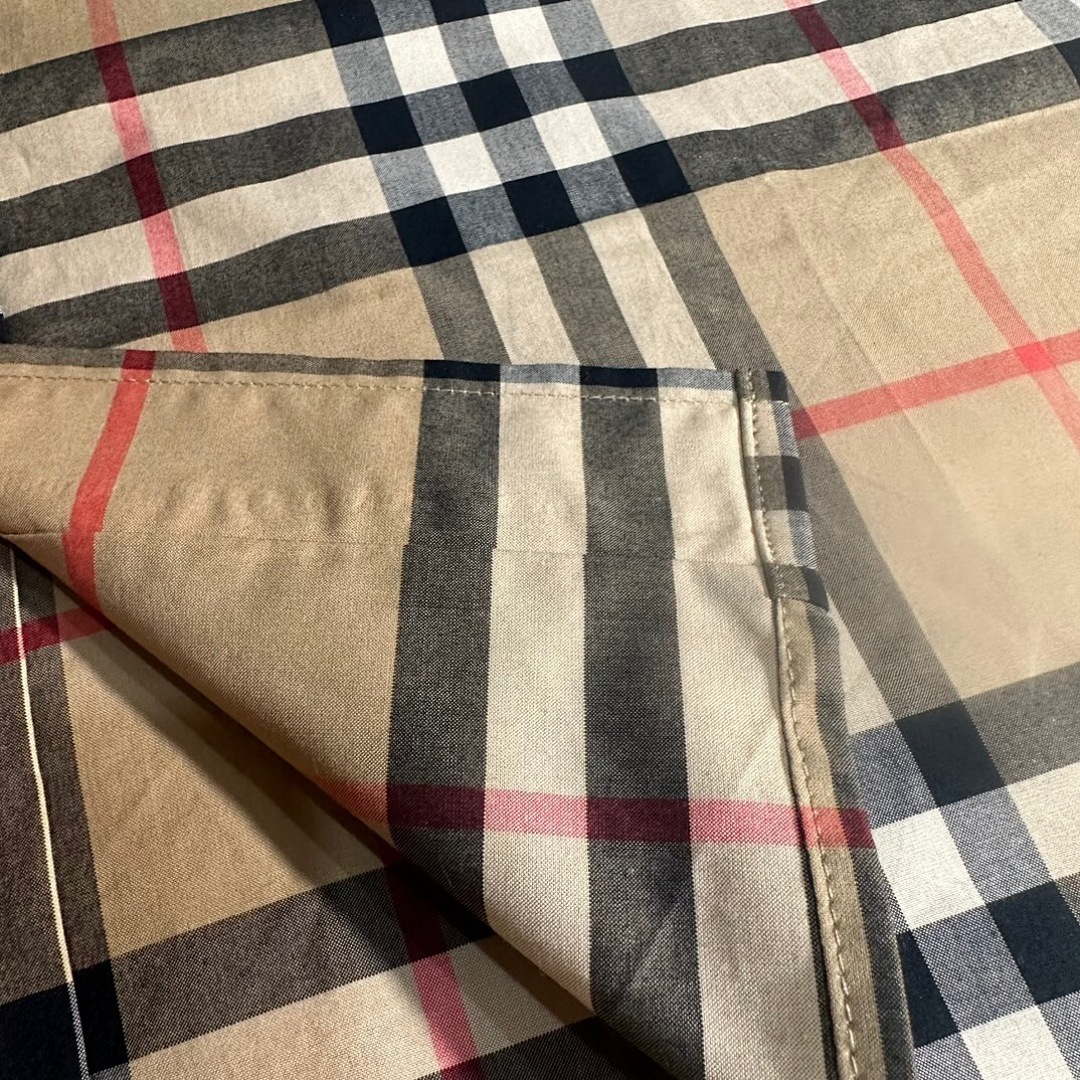 Burberry Short Sleeve - Image 8