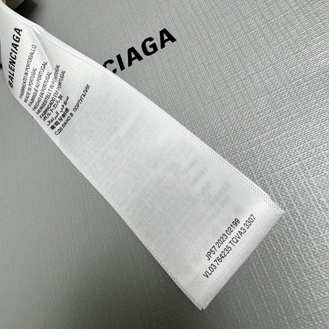 Balenciaga Short Sleeve - Image 12