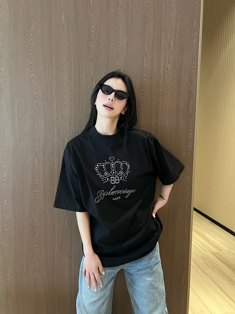 Balenciaga Diamond Short Sleeve (Black) - Image 17
