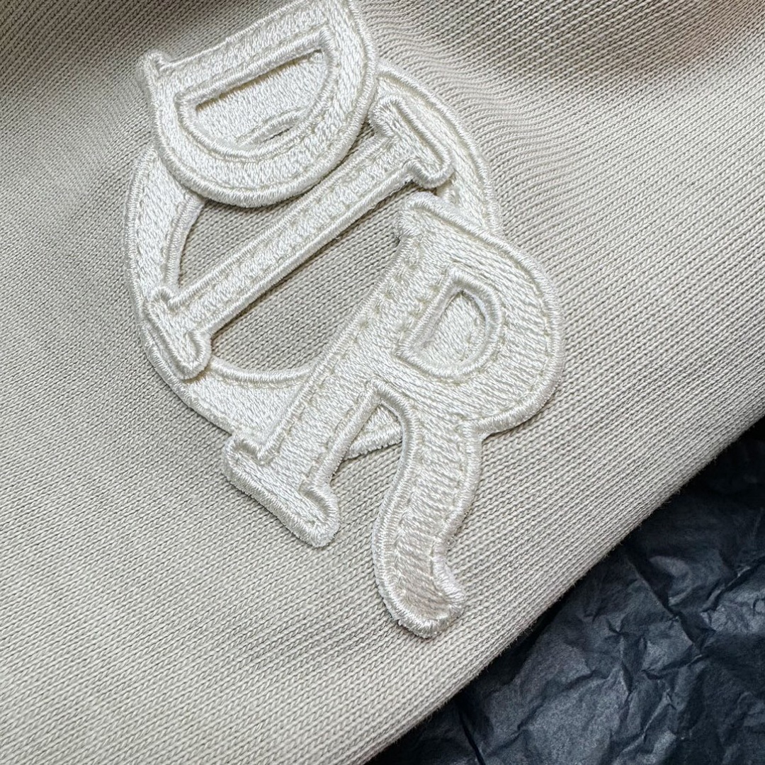 Unbranded DR Short Sleeve - Image 8