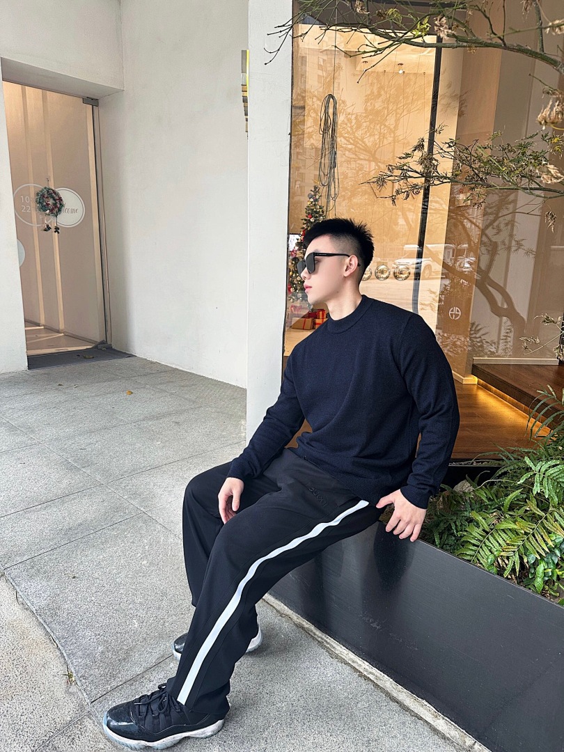Gucci Embroidered Long - Image 17