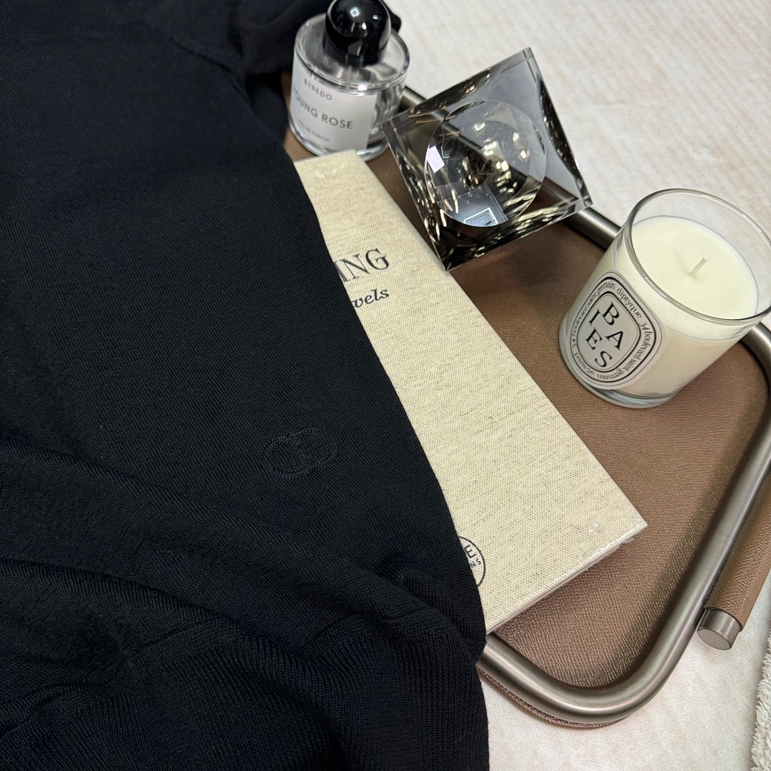 Ralph Lauren CD Embroidered Velvet Long Sleeve Polo - Image 15