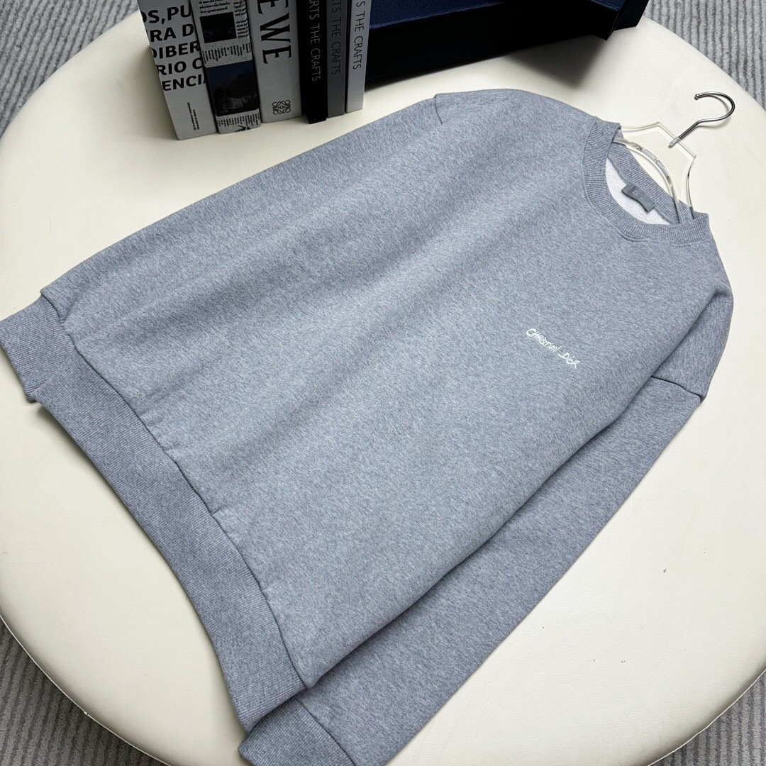 Unbranded Dr Small Embroidered Floral (Grey) - Image 3
