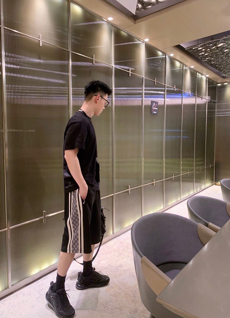 Gucci Short - Image 16
