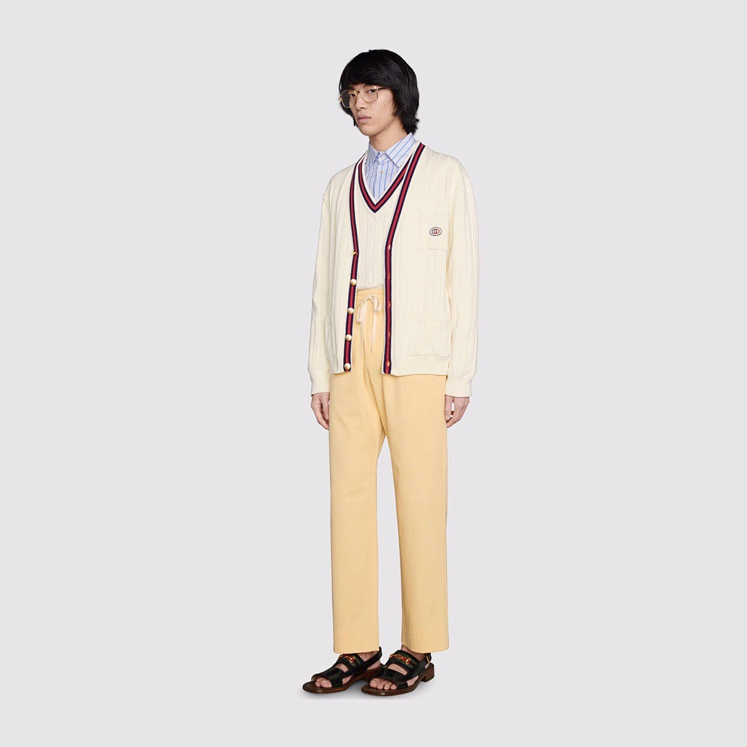 Gucci V Collar Apricot - Image 11