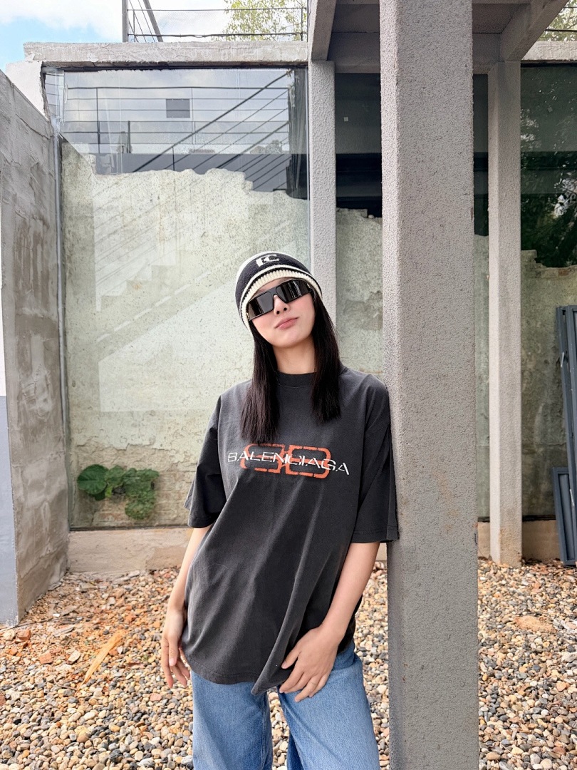 Balenciaga Print T - Image 17