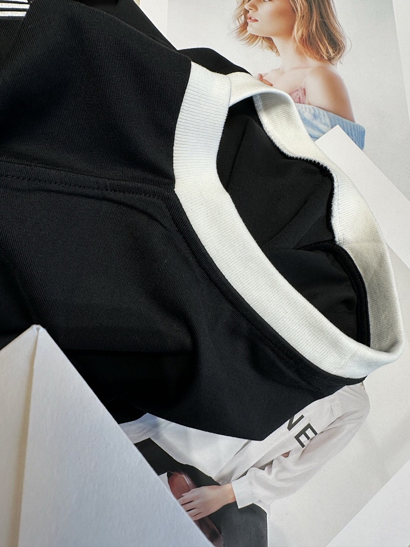 Celine C Stitching Short Sleeve (Black) - Image 9