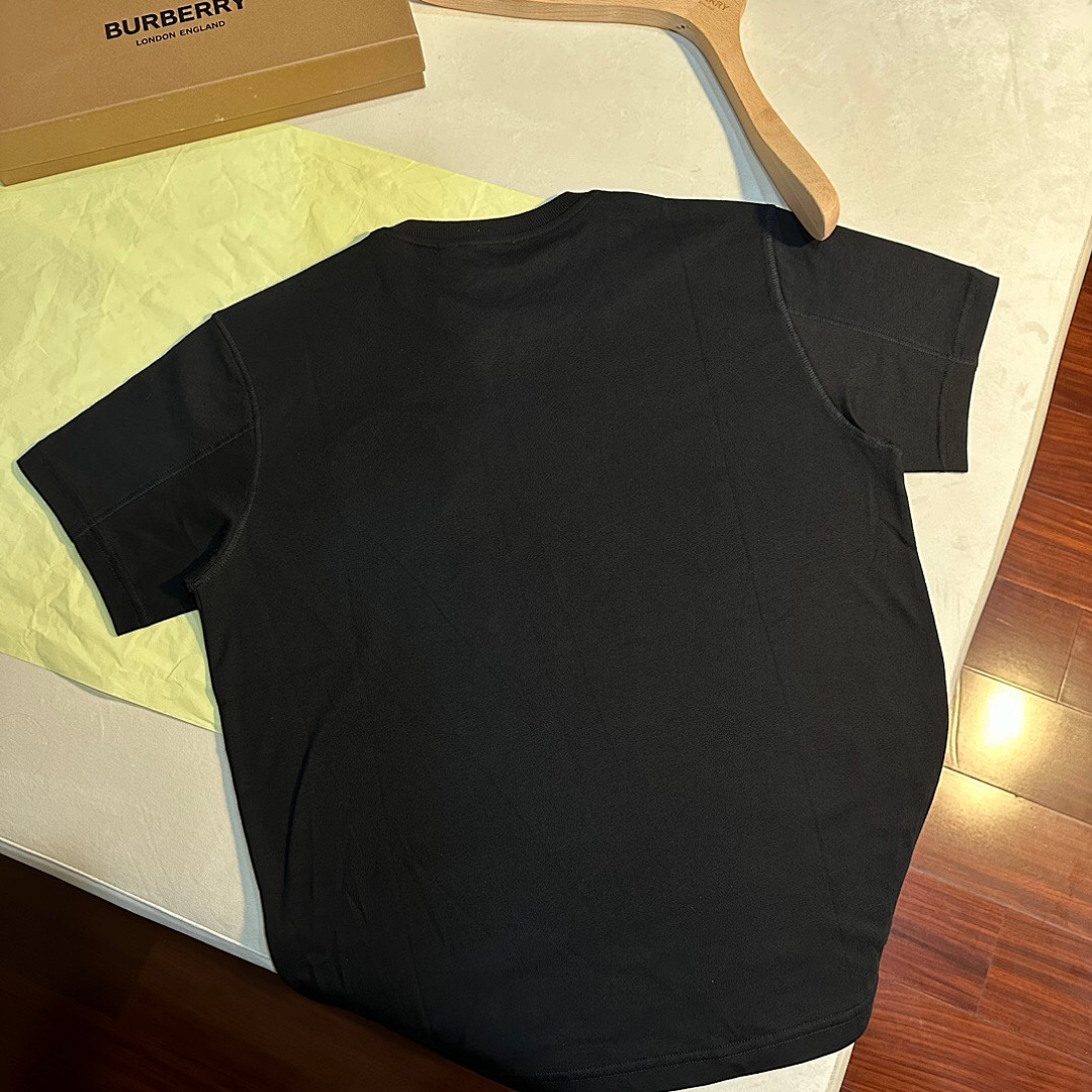 Burberry Fleece Short Sleeve - Image 9