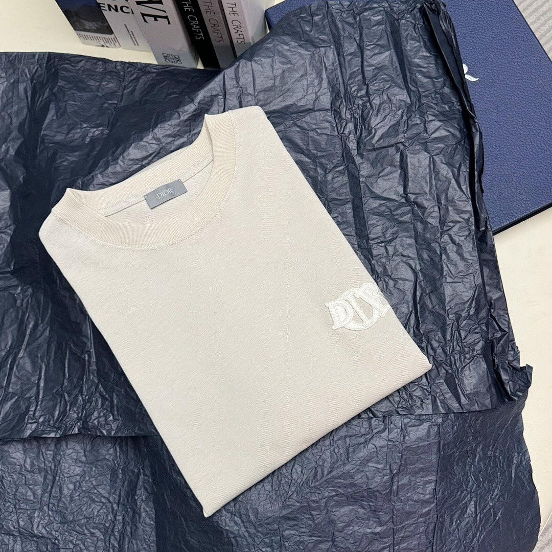Unbranded DR Short Sleeve