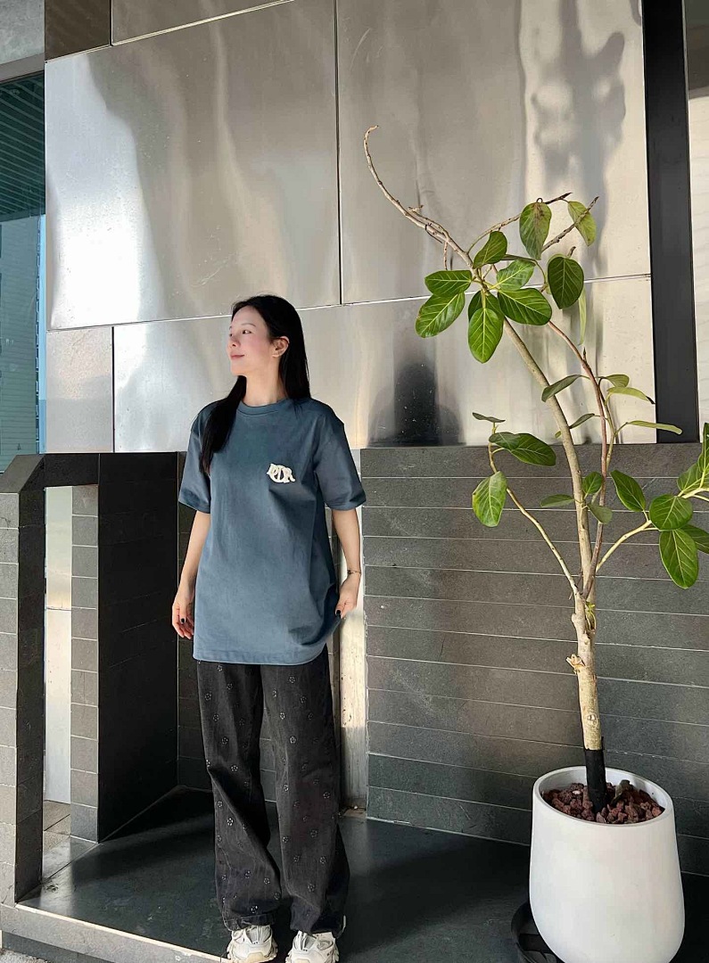 Unbranded DR Short Sleeve - Image 18